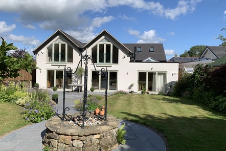 Aluminium Bi-folding Doors Aluminium Bi-folding Doors,