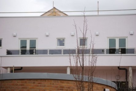 Gravesend Hospital - Timber Aluminium Composites Gravesend Hospital - Timber Aluminium Composites,