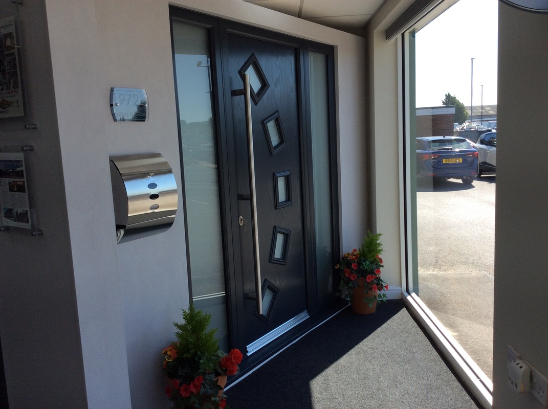 Pvcu Entrance Doors